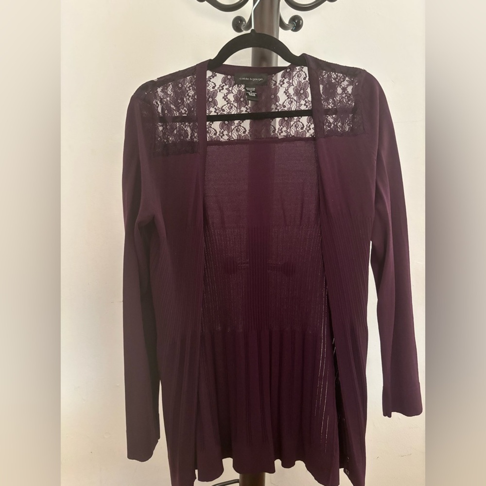 Cable & Gauge Purple Lace Trim Sweater